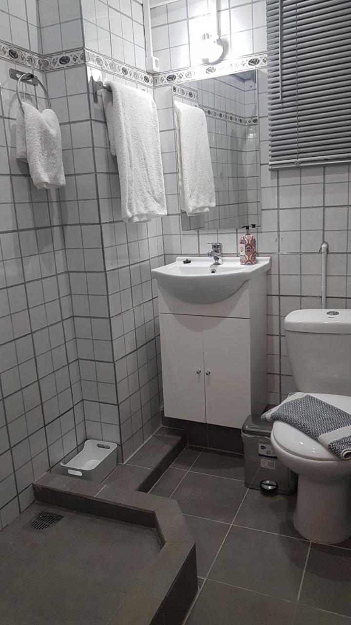 Palette Apartment Champagne - Athens Center, 6 Bd, 3 Bath 外观 照片