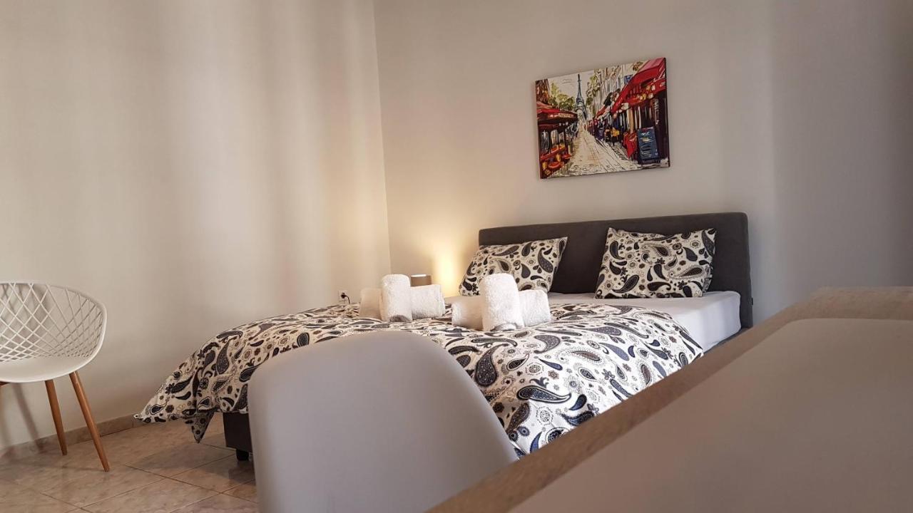 Palette Apartment Champagne - Athens Center, 6 Bd, 3 Bath 外观 照片