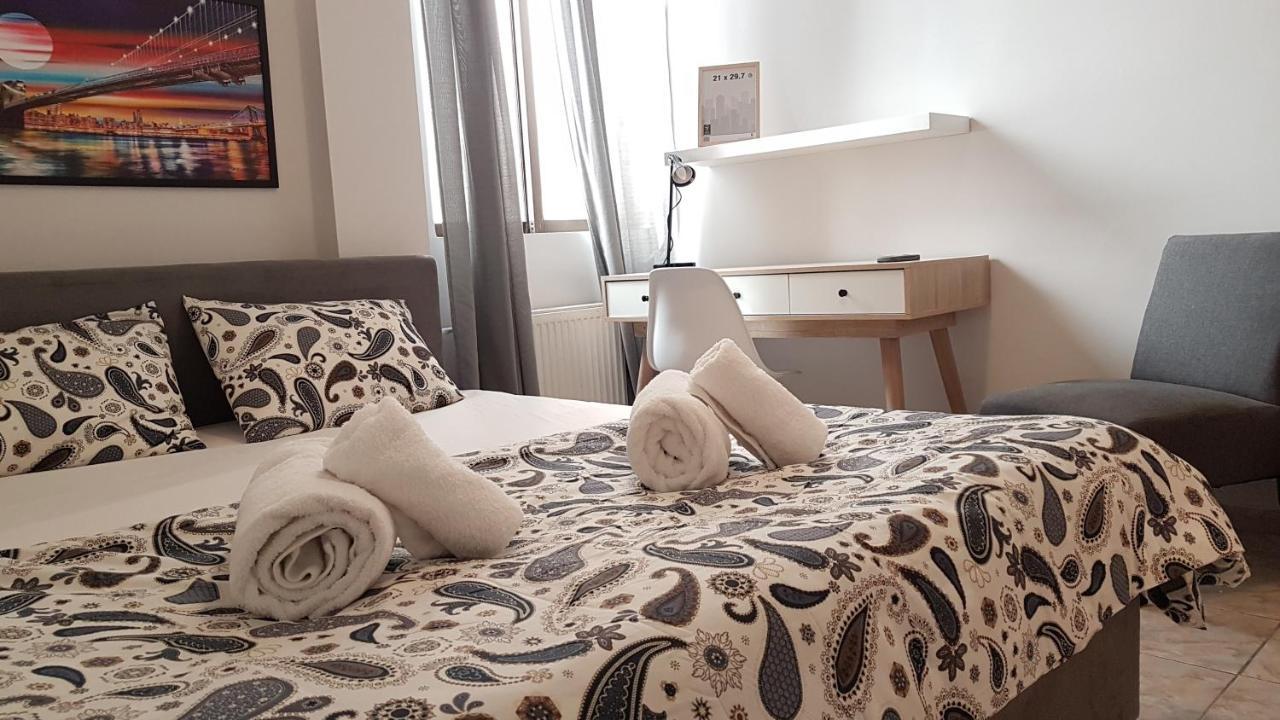 Palette Apartment Champagne - Athens Center, 6 Bd, 3 Bath 外观 照片